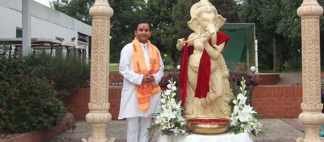 contact-hindu priesr ketul joshi