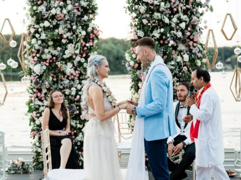 wedding priest - Hindu wedding rituals