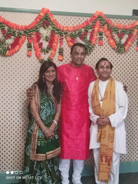 hindu priest - Mandap ropan-Hindu pandit Ketul joshi