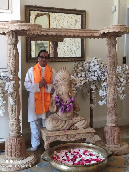 Wedding priest - Grih pravesh puja - Hindu wedding priest - 7 - hindu priest in uk- satyanarayan katha- hinduisam - www.hindupriestketuljoshi.co.uk - 7 -