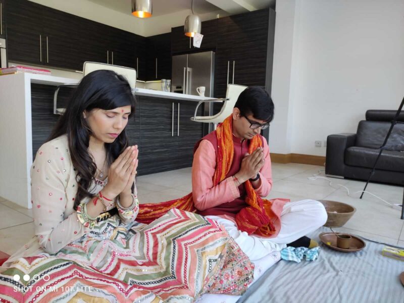 Wedding priest - Satyanarayn katha puja - Hindu wedding priest - hindu priest in uk- satyanarayan katha- hinduisam - www.hindupriestketuljoshi.co.uk -35-