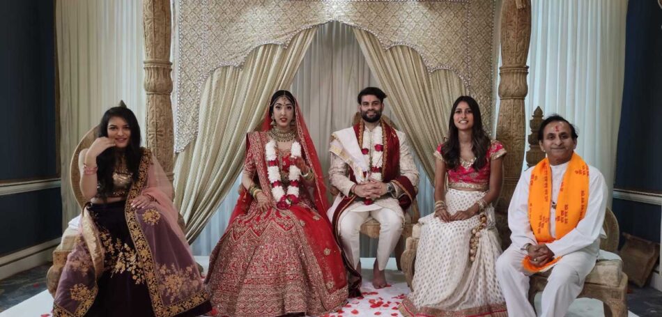 Hindu wedding priest/wedding priest