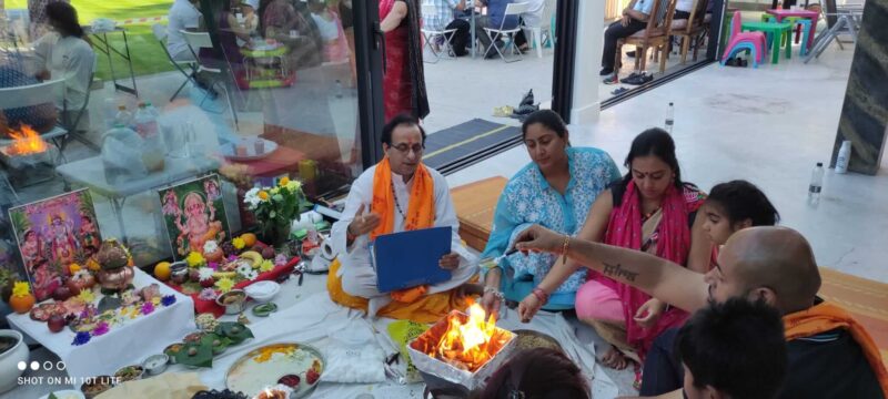 48 - Hindu wedding priest - hindu priest - wedding priest - www.hindupriestketuljoshi.co.uk