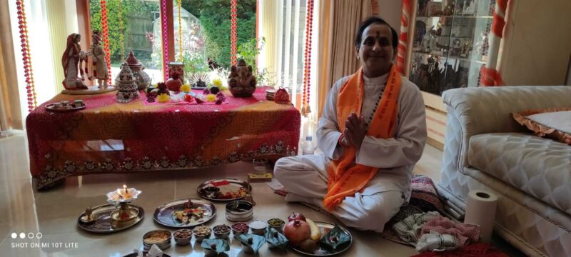 59 - Hindu wedding priest - hindu priest - wedding priest - www.hindupriestketuljoshi.co.uk