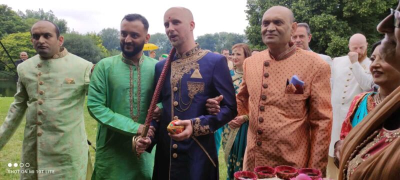 61 - Hindu wedding priest - hindu priest - wedding priest - www.hindupriestketuljoshi.co.uk