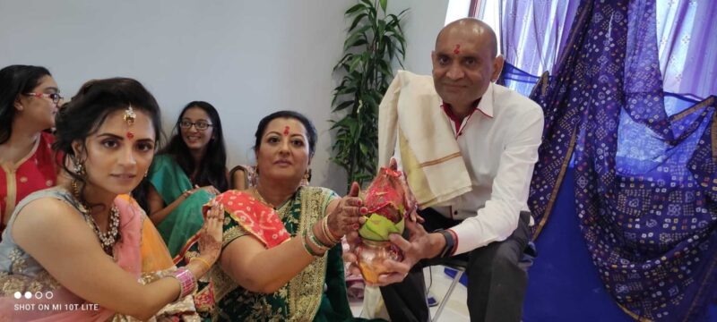 84- Hindu wedding priest - hindu priest - wedding priest - www.hindupriestketuljoshi.co.uk