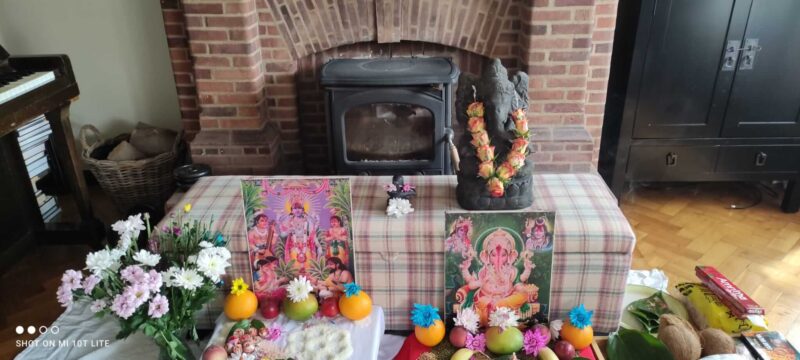 53- grih pravesh puja - Hindu priest - ketul joshi - wedding priest - www.hindupriestketuljoshi.co.uk - Hindu wedding