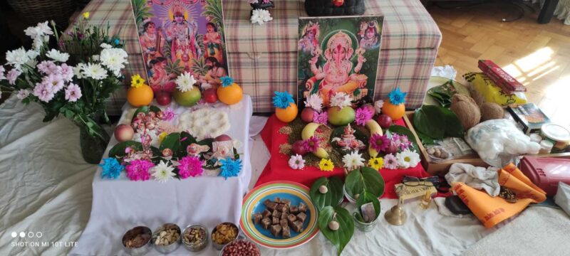 53 - grih pravesh puja - Hindu priest - ketul joshi - wedding priest - www.hindupriestketuljoshi.co.uk - Hindu wedding