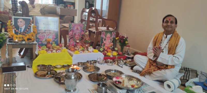 31- Hindu funeral priest - hindu funeral- hindu funeral 13 days vidihi - funeral vidhi - hindu priest - www.hindupriestketuljoshi.co.uk