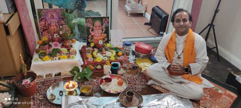 218 - Hindu wedding priest - hindu priest - wedding priest - www.hindupriestketuljoshi.co.uk