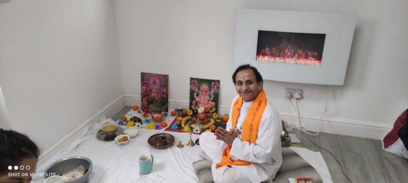 86 - Hindu priest ketul joshi - satyanarayan katha - hindu priest -hindu wedding priest - www.hindupriestketuljoshi.co.uk