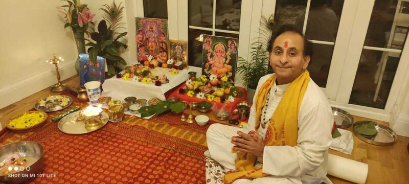 89- Hindu priest ketul joshi - satyanarayan katha - hindu priest -hindu wedding priest - www.hindupriestketuljoshi.co.uk