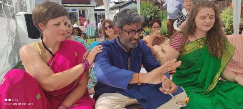 Hindu wedding priest - hindu priest - wedding priest - www.hindupriestketuljoshi.co.uk