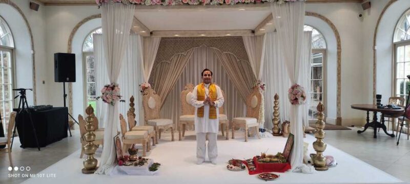 wedding priest - priest for wedding - Hindu wedding priest - indian wedding priest - Hindu wedding priest - hindu priest - wedding priest - www.hindupriestketuljoshi.co.uk