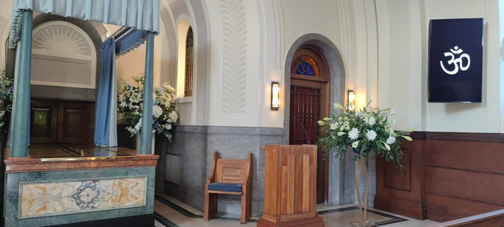 Performing Antyesti (Last Rites) in the UK: Hindu Priest Guidance and Support
