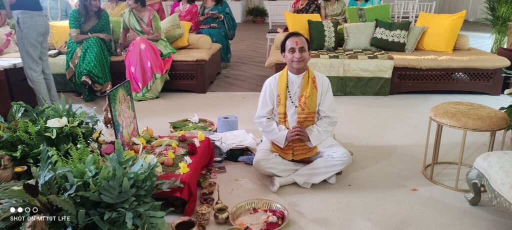 Everything You Need to Know About Hiring a Wedding Officiant - hindu wedding priest -wedding priest london - indian priest - www.hindupriestketuljoshi.co.uk