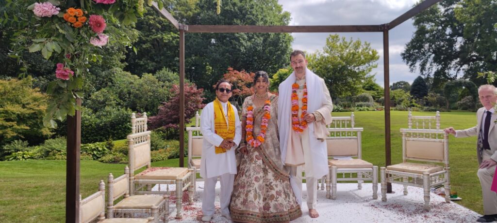 Everything You Need to Know About Hiring a Wedding Officiant - hindu wedding priest -wedding priest london - indian priest - www.hindupriestketuljoshi.co.uk